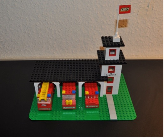 photo of Lego firehouse